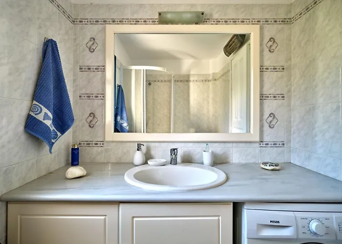 Casa Marvina كريس أكتي